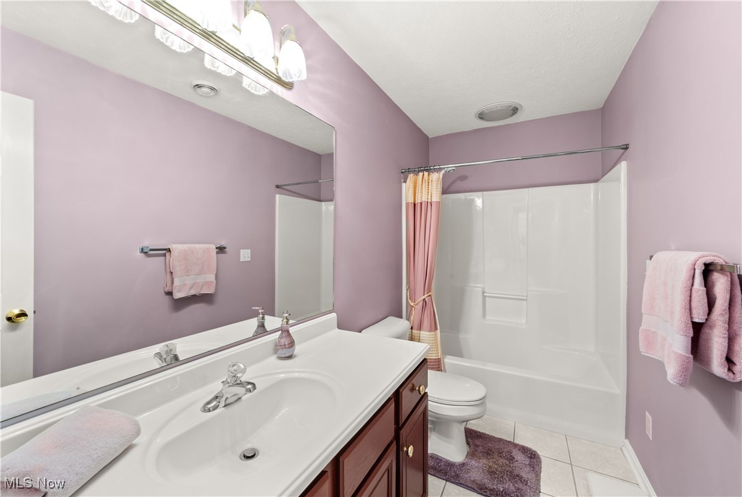 1986 W Reserve Circle Avon OH 44011