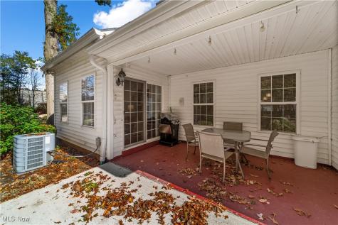 1986 W Reserve Circle Avon OH 44011