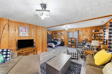 8330 Quail Point Lane Mentor OH 44060