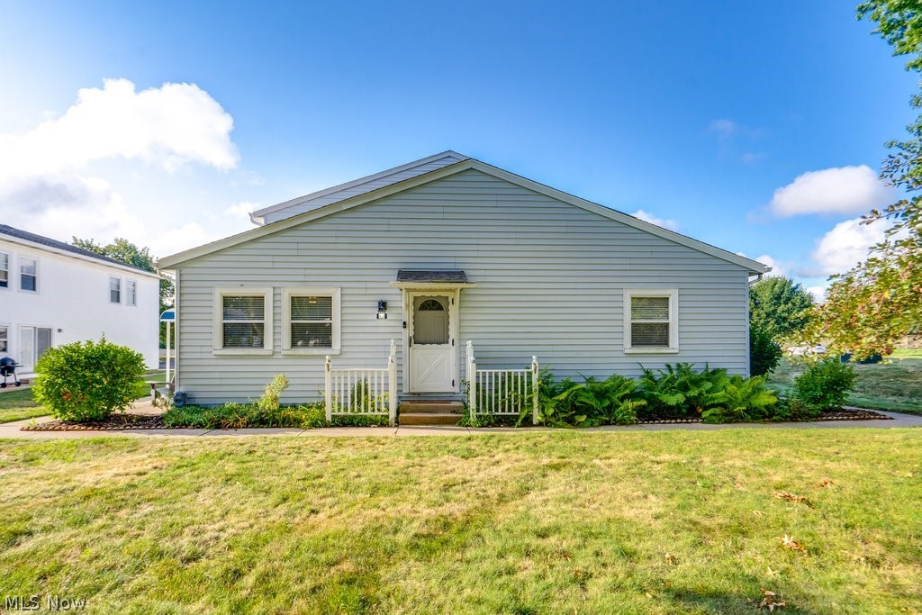 2538 Royal County Down Uniontown OH 44685
