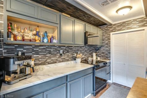 2538 Royal County Down Uniontown OH 44685