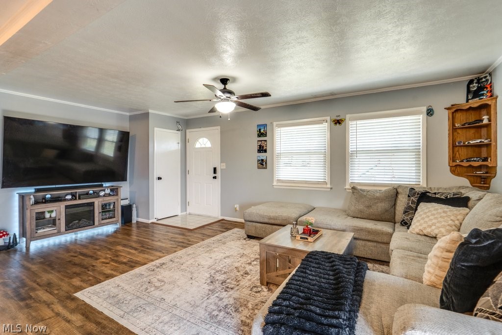 2538 Royal County Down Uniontown OH 44685
