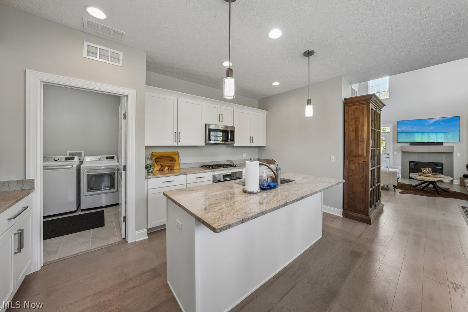 32729 Signature Parkway Avon Lake OH 44012