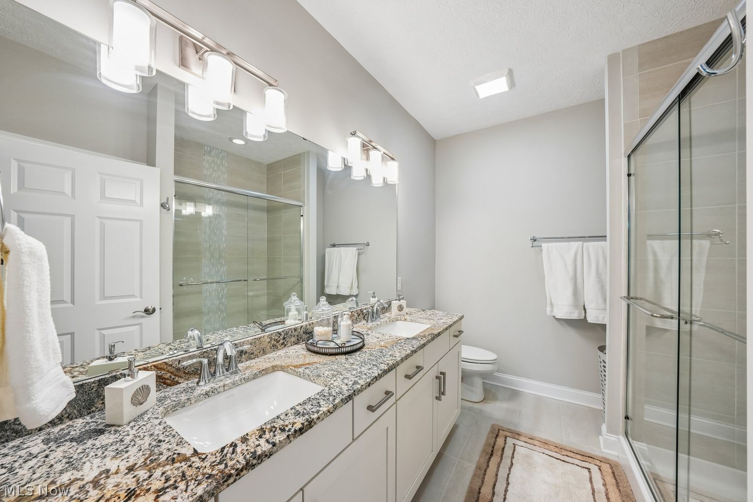 32729 Signature Parkway Avon Lake OH 44012
