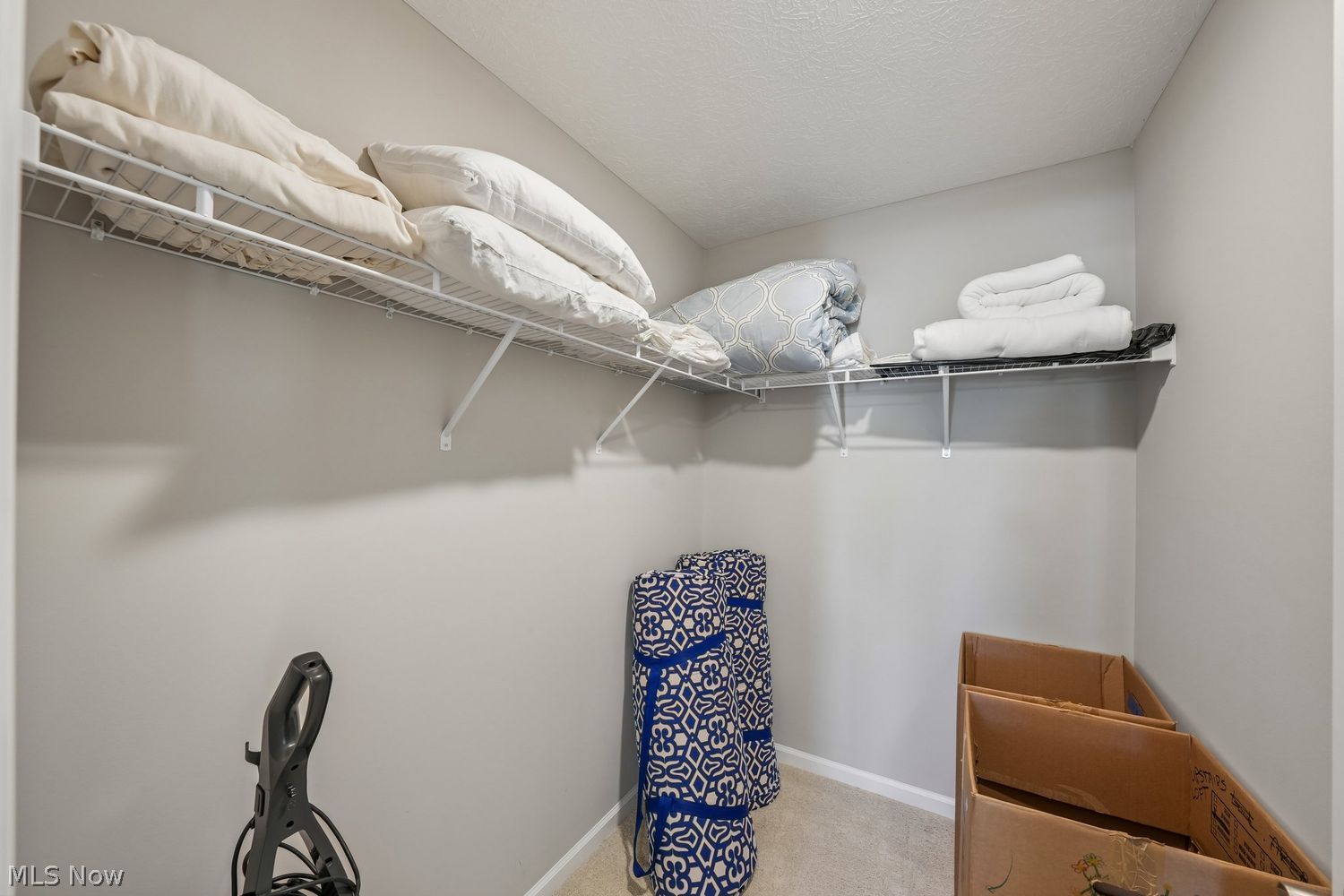 32729 Signature Parkway Avon Lake OH 44012