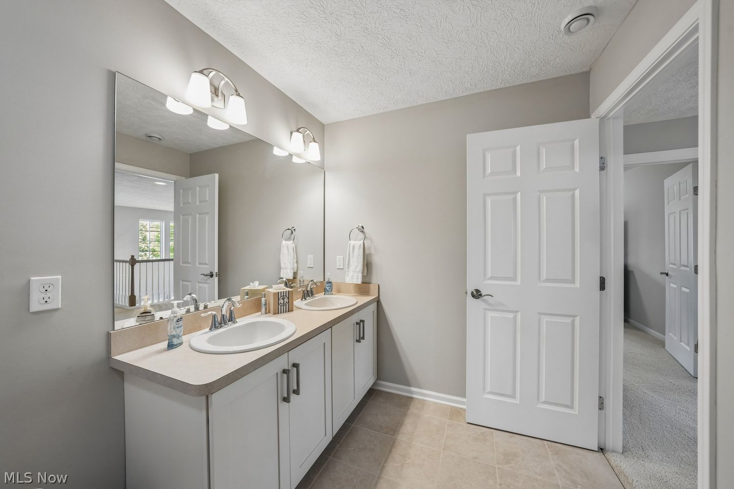 32729 Signature Parkway Avon Lake OH 44012