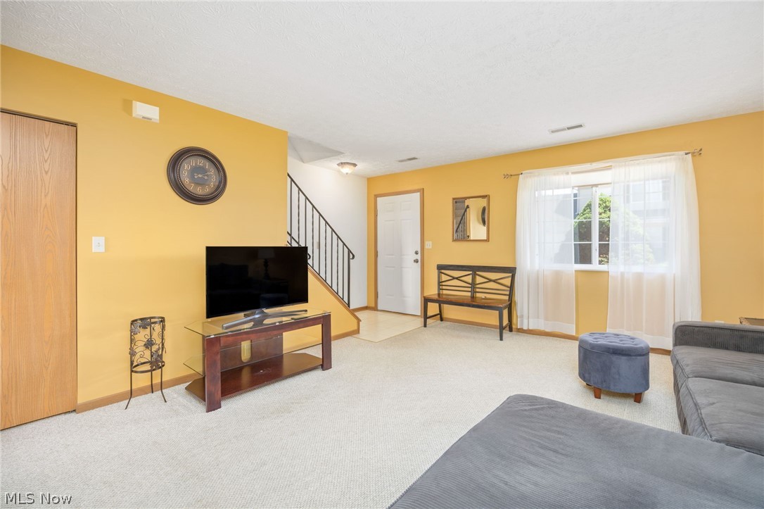 808 Doty Drive Wadsworth OH 44281
