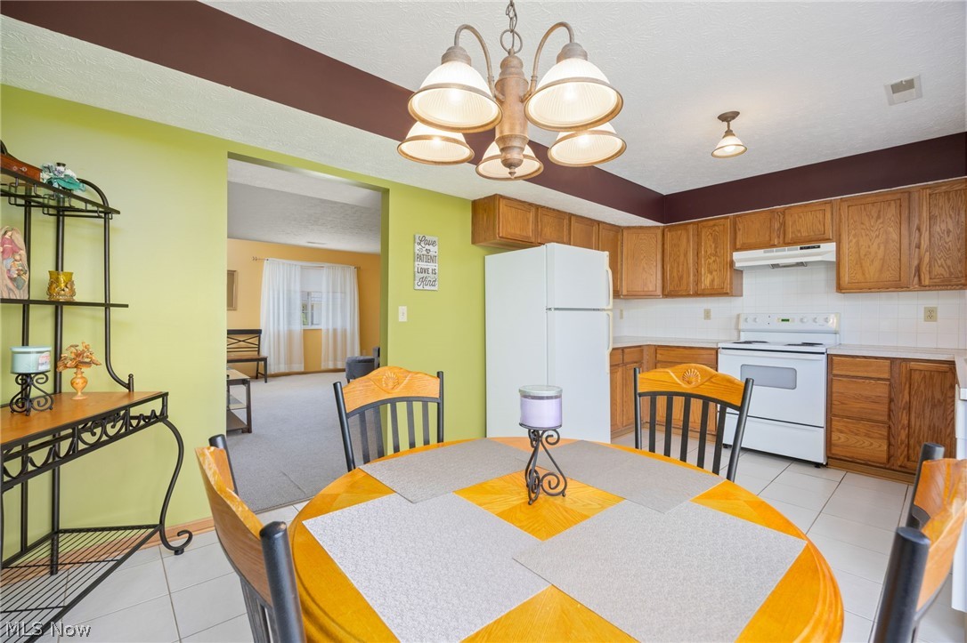 808 Doty Drive Wadsworth OH 44281