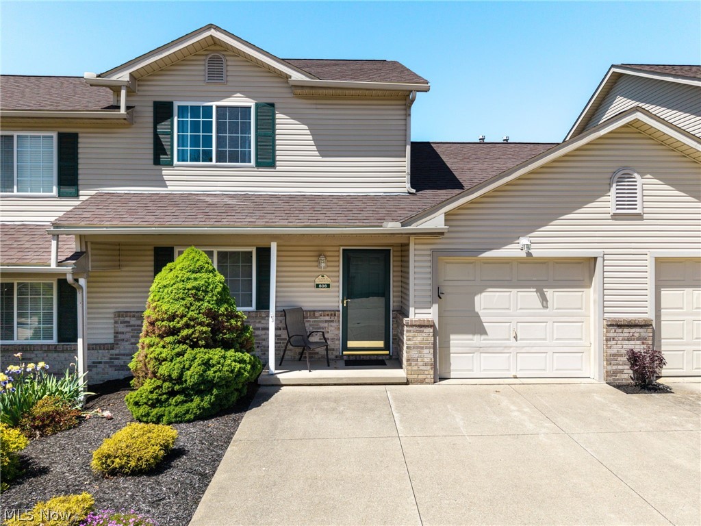808 Doty Drive Wadsworth OH 44281