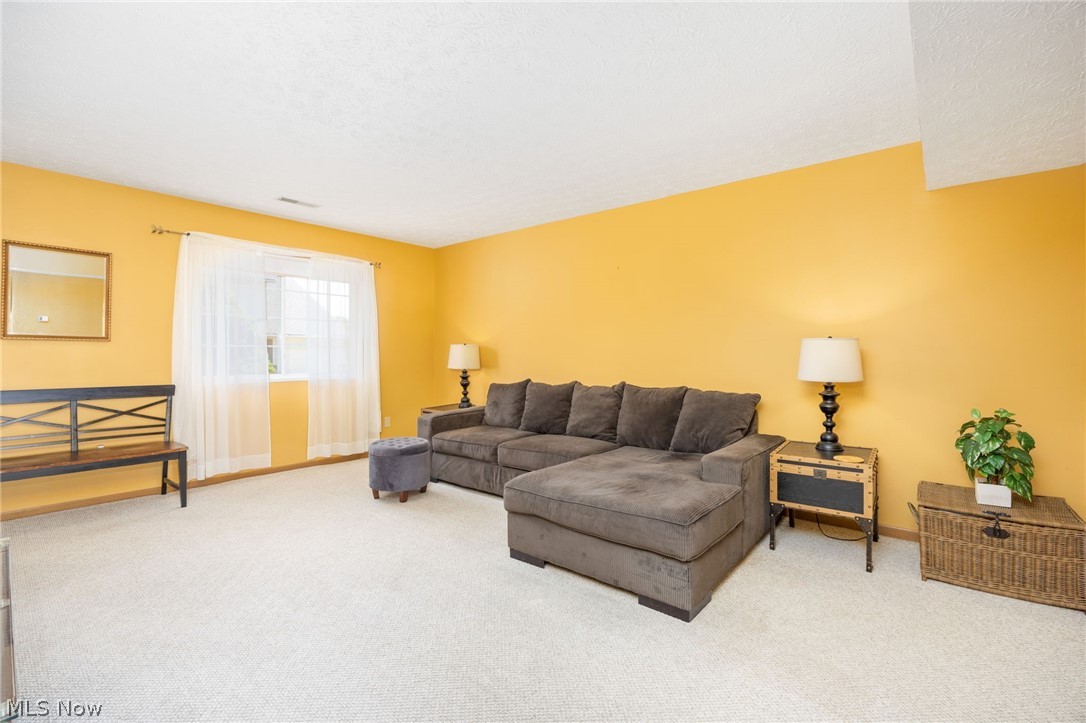 808 Doty Drive Wadsworth OH 44281