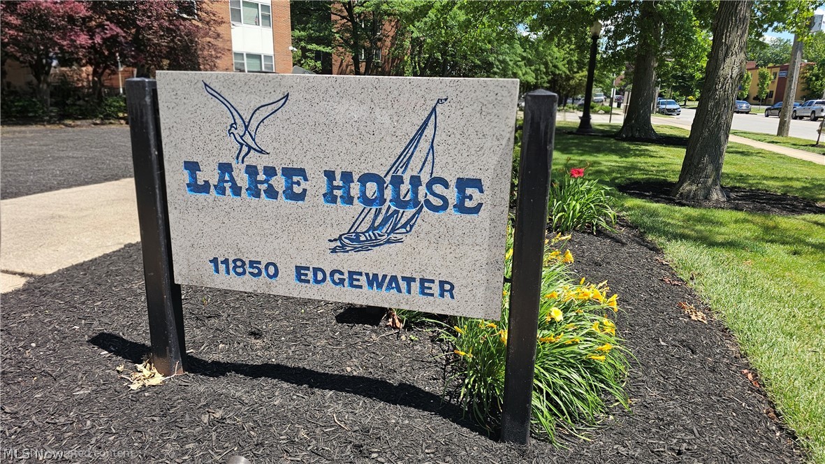 11850 Edgewater Drive Lakewood OH 44107