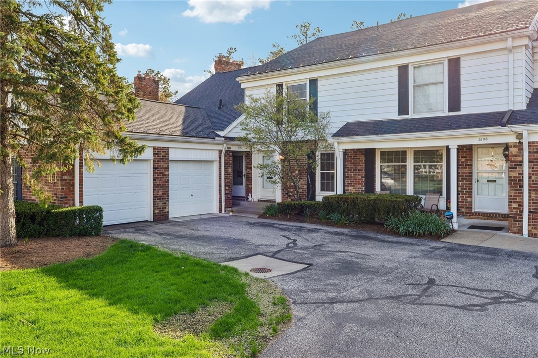 34104 Chagrin Boulevard Moreland Hills OH 44022