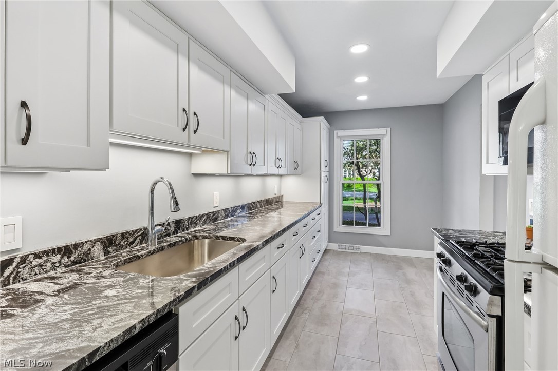 34104 Chagrin Boulevard Moreland Hills OH 44022