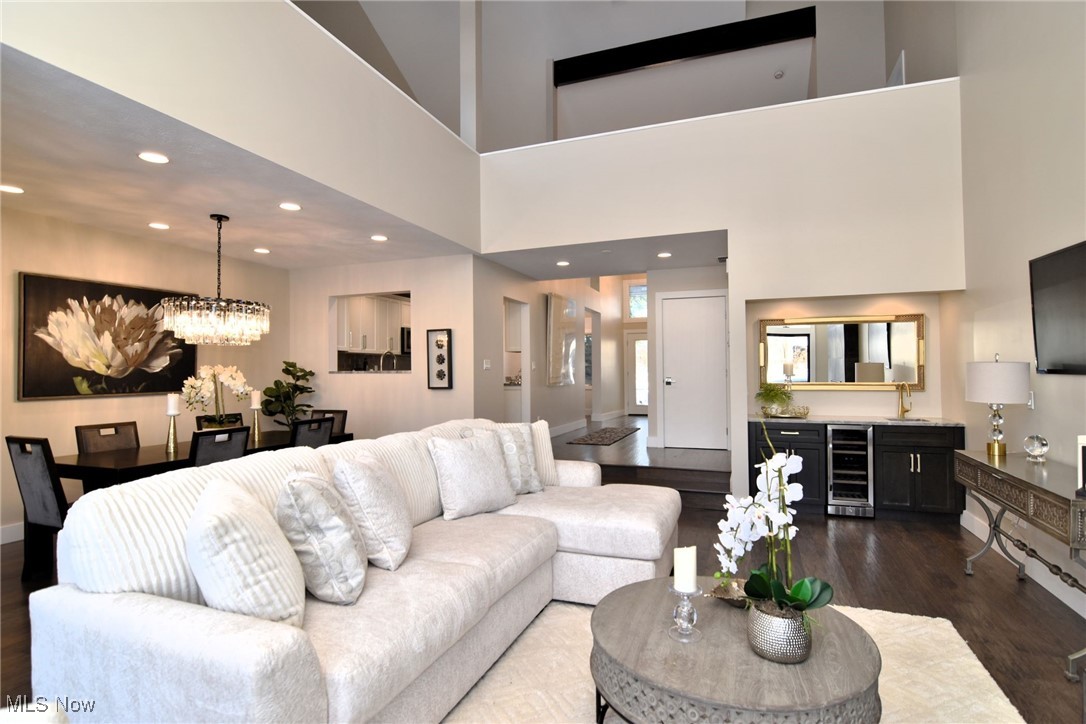 10 Kenwood Court Beachwood OH 44122