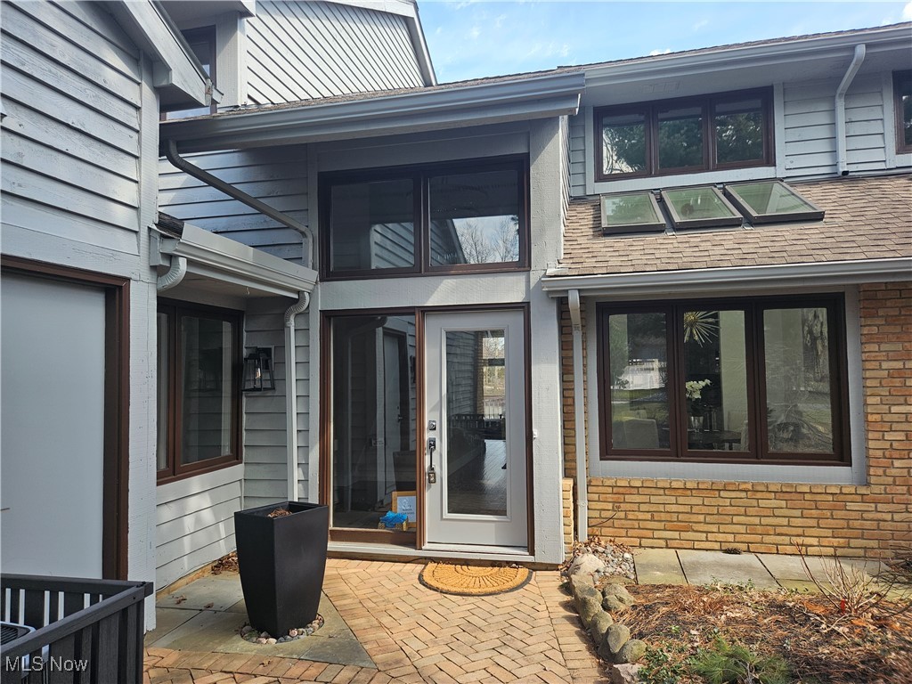 10 Kenwood Court Beachwood OH 44122