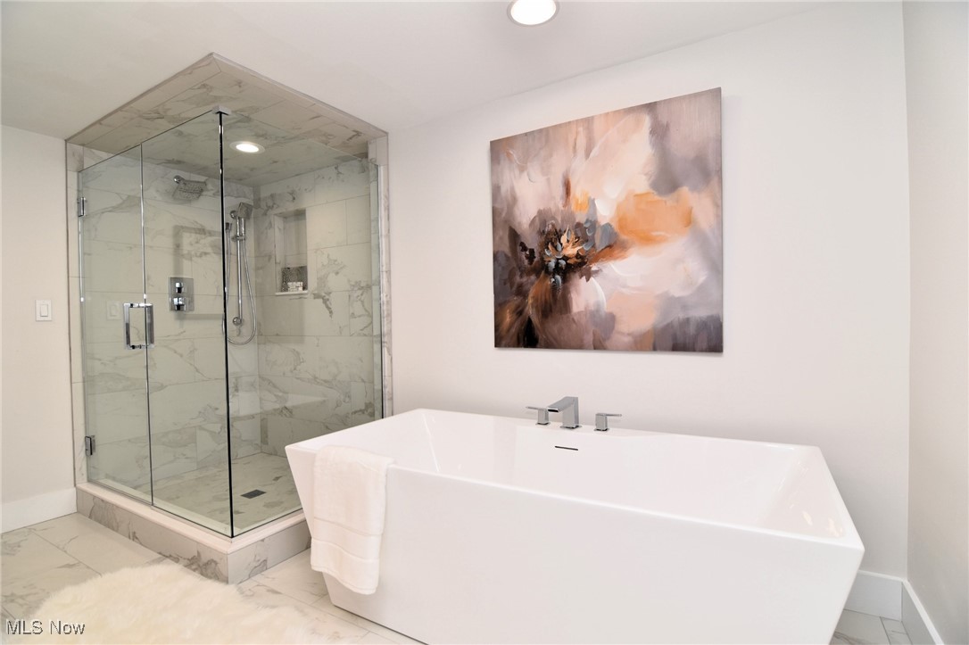 10 Kenwood Court Beachwood OH 44122