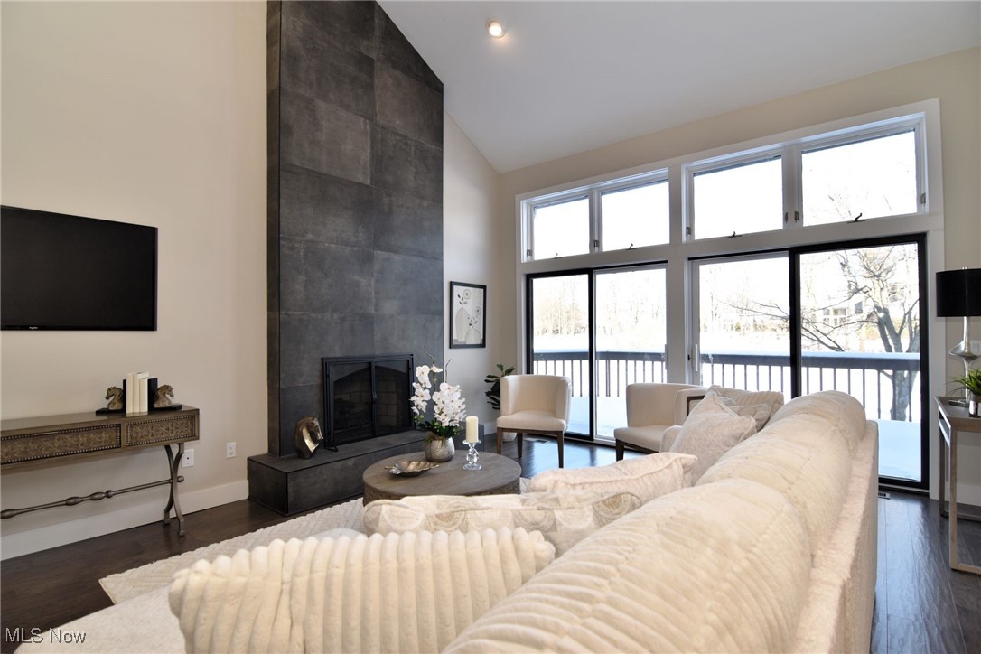 10 Kenwood Court Beachwood OH 44122