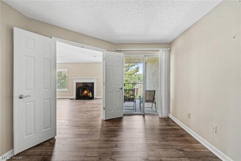 220 Fox Hollow Drive Mayfield Heights OH 44124