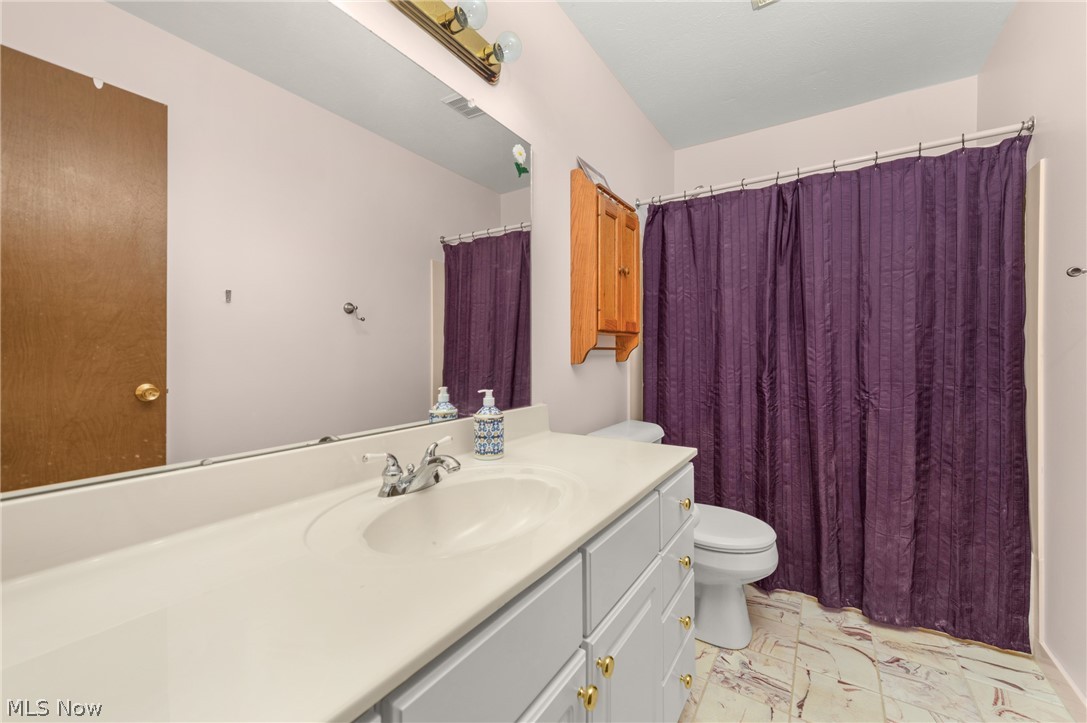 19672 Lorain Road Fairview Park OH 44126