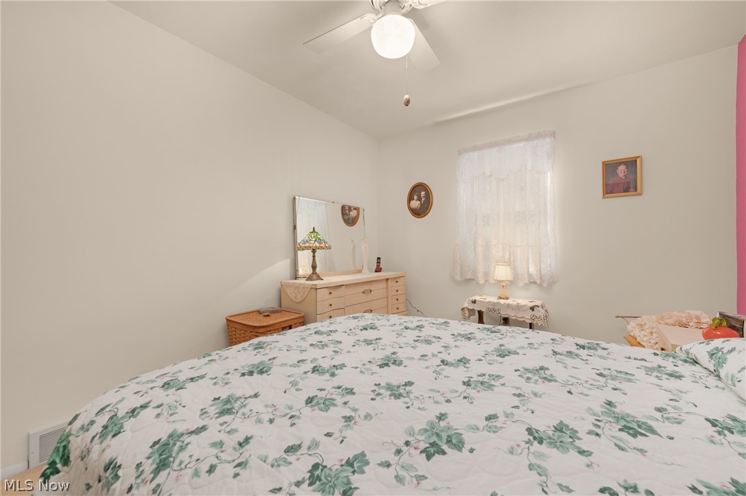 19672 Lorain Road Fairview Park OH 44126