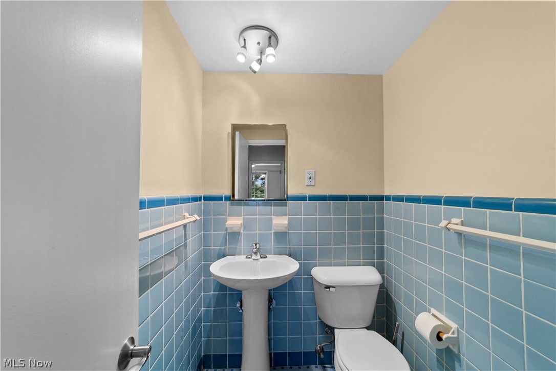 19015 Van Aken Boulevard Shaker Heights OH 44122