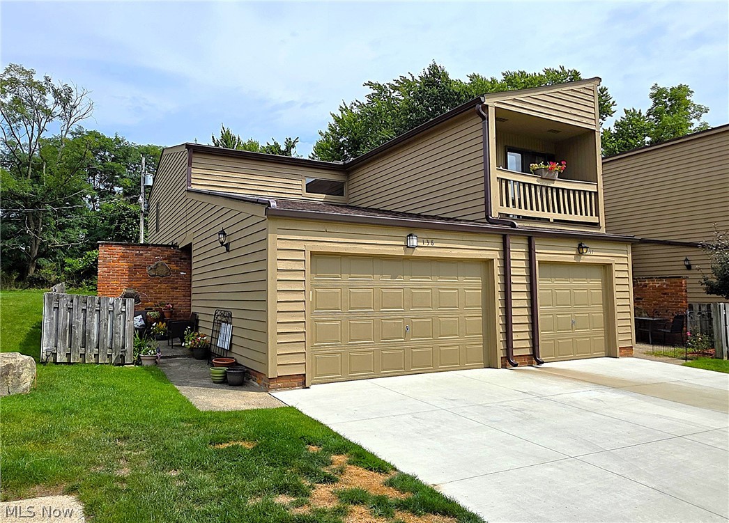 138 Kimrose Lane Broadview Heights OH 44147