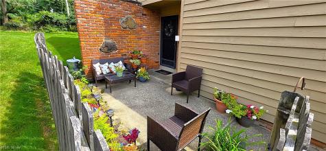 138 Kimrose Lane Broadview Heights OH 44147