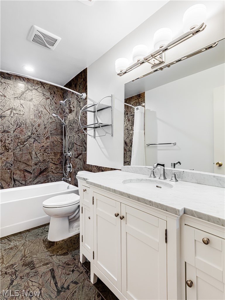 2675 Warrensville Center Road Shaker Heights OH 44122