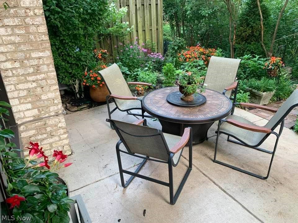 2675 Warrensville Center Road Shaker Heights OH 44122