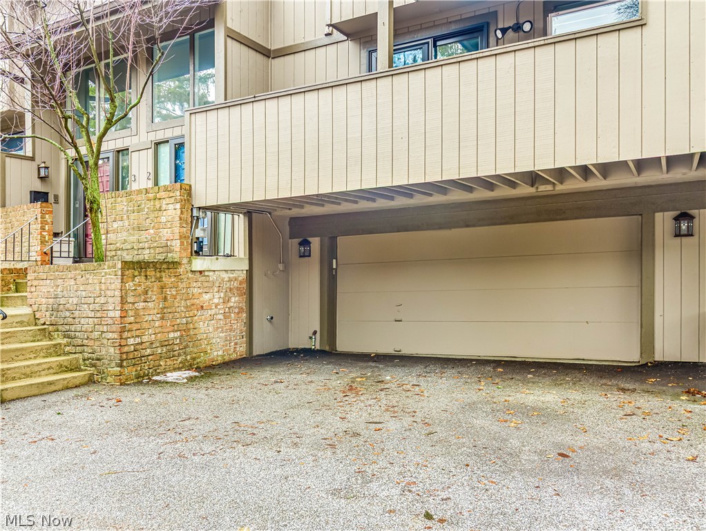 2675 Warrensville Center Road Shaker Heights OH 44122