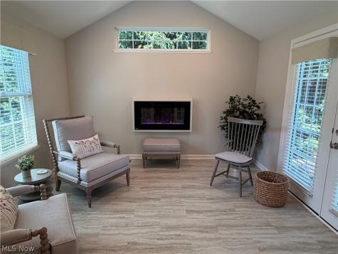 4153 Ledgewater Drive Mogadore OH 44260