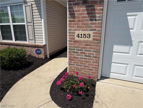 4153 Ledgewater Drive Mogadore OH 44260