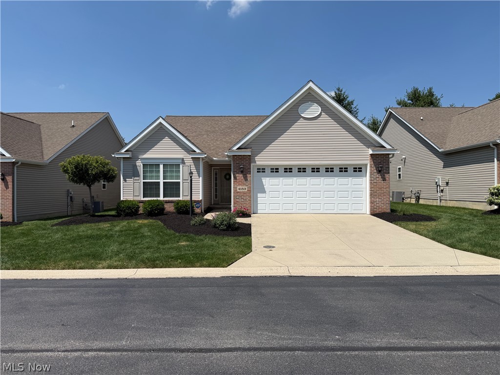 4153 Ledgewater Drive Mogadore OH 44260