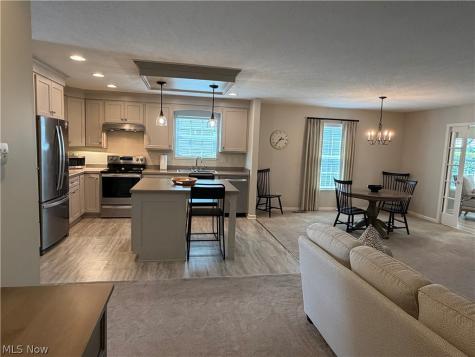 4153 Ledgewater Drive Mogadore OH 44260
