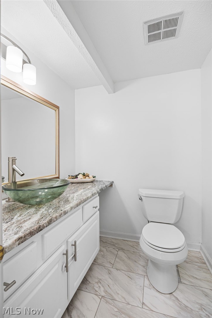 6604 Hidden Lake Trail Brecksville OH 44141