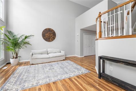 6604 Hidden Lake Trail Brecksville OH 44141