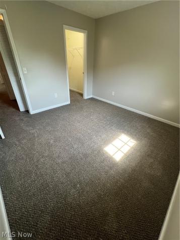 1308 Wellingshire Circle Cuyahoga Falls OH 44221