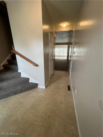 1308 Wellingshire Circle Cuyahoga Falls OH 44221