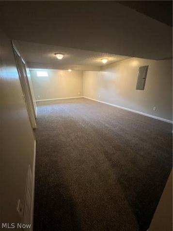 1308 Wellingshire Circle Cuyahoga Falls OH 44221