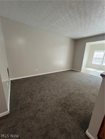 1308 Wellingshire Circle Cuyahoga Falls OH 44221
