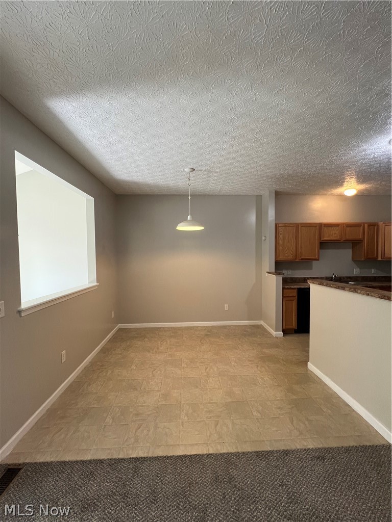 1308 Wellingshire Circle Cuyahoga Falls OH 44221