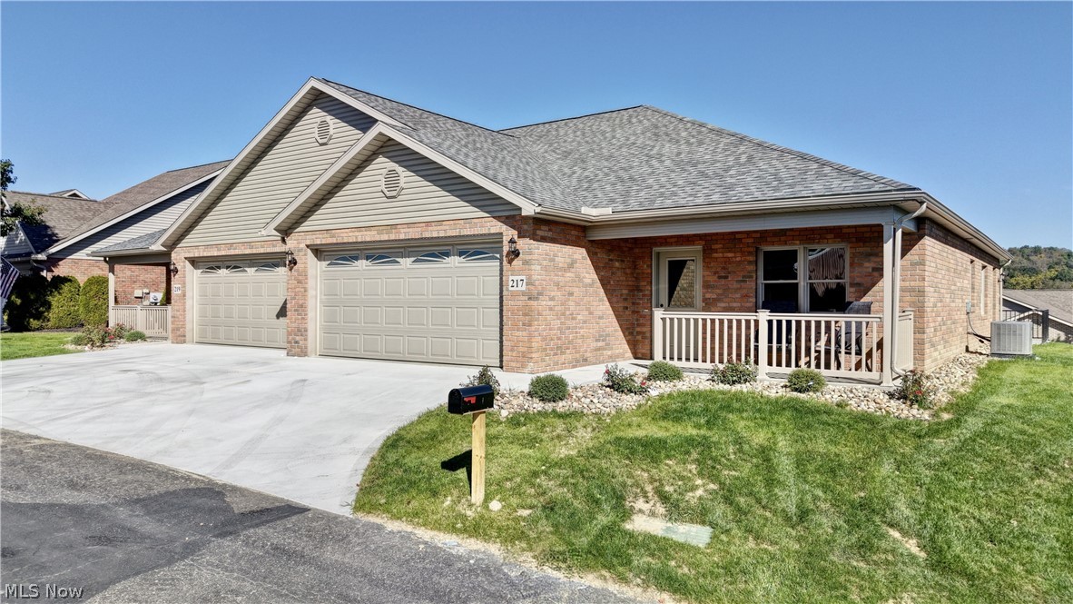 217 Pinehurst Drive Dover OH 44622