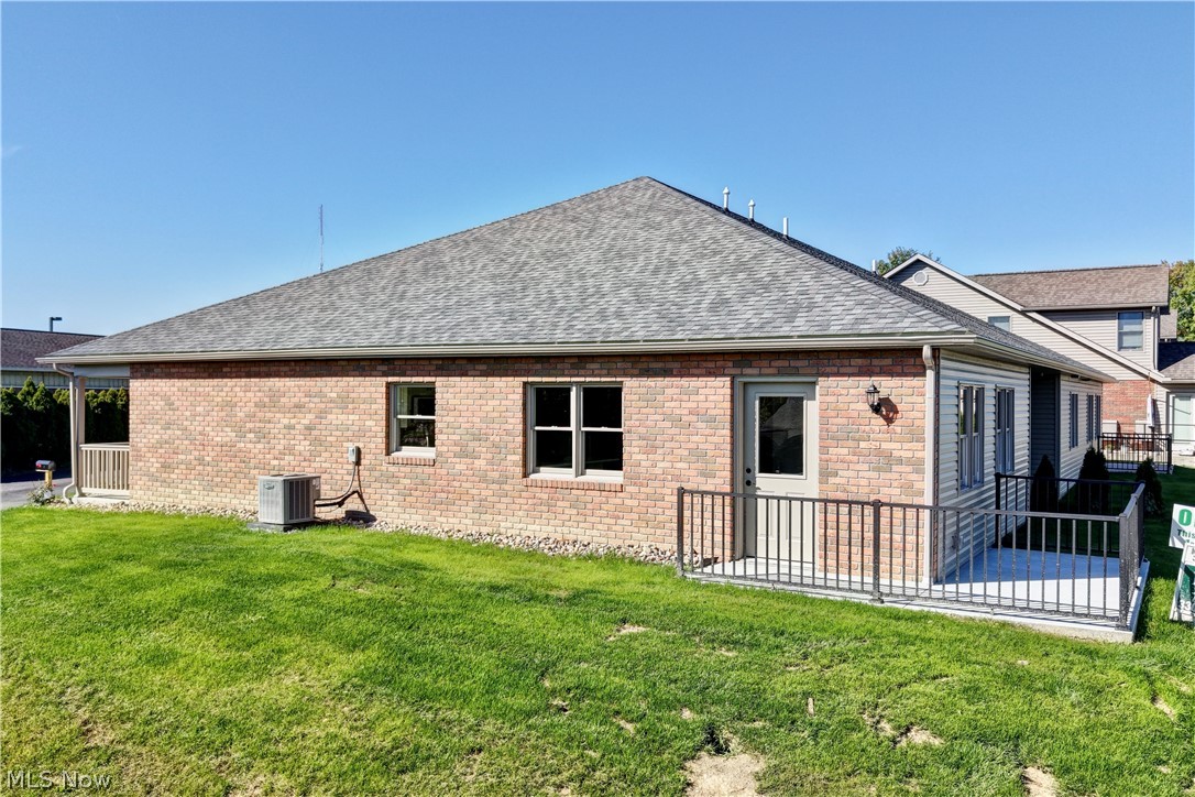 217 Pinehurst Drive Dover OH 44622
