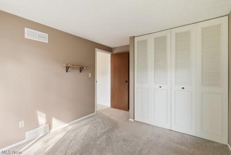 10125 Driftwood Cove Aurora OH 44202