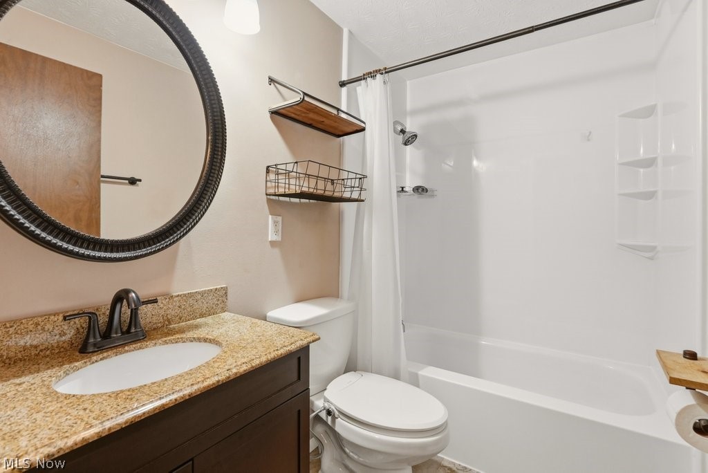 10125 Driftwood Cove Aurora OH 44202