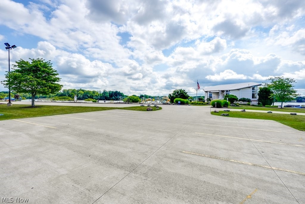 10125 Driftwood Cove Aurora OH 44202
