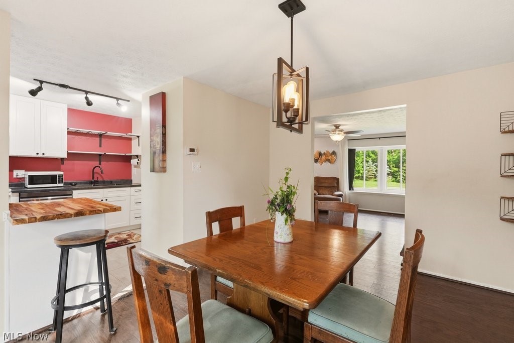 10125 Driftwood Cove Aurora OH 44202