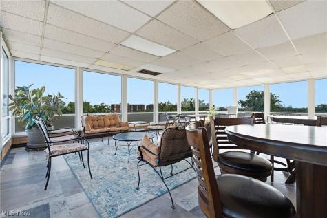 12029 Clifton Boulevard Lakewood OH 44107