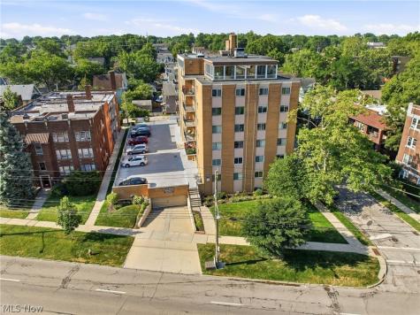 12029 Clifton Boulevard Lakewood OH 44107
