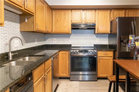 1448 Cedarwood Drive Westlake OH 44145